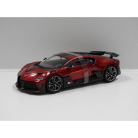 1:18 Bugatti Divo (Metallic Red/Black)
