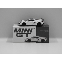 1:64 Chevrolet Corvette Z06 (Artic White) (Opened, Unsealed)