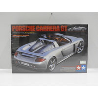 1:24 Porsche Carrera GT