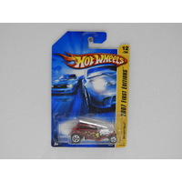 1:64 Straight Pipes - 2007 Hot Wheels Long Card