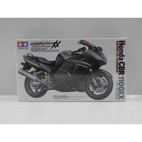 1;12 Honda CBR1100XX Super Blackbird