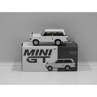 1:64 Range Rover (Davos White) (Opened, Unsealed)