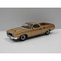 1:18 Ford XC Utility (Desert Haze)