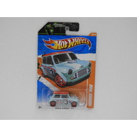 1:64 Morris Mini "O'Connor" #3 - Hot Wheels Long Card