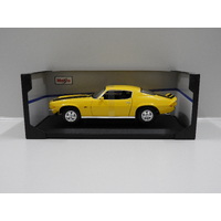 1:18 1971 Chevrolet Camaro (Yellow/Black Stripes)