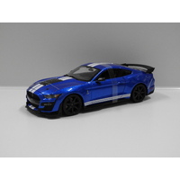 1:18 2020 Mustang Shelby GT500 (Blue/White Stripes)