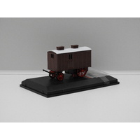 1:76 Living Wagon (Brown)