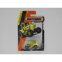 1:64 Tractor (Green/Yellow)