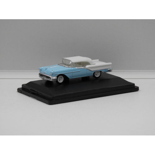 1:87 1957 Oldsmobile 88 Convertible (Roof Up) (Banff Blue/Alcan White)