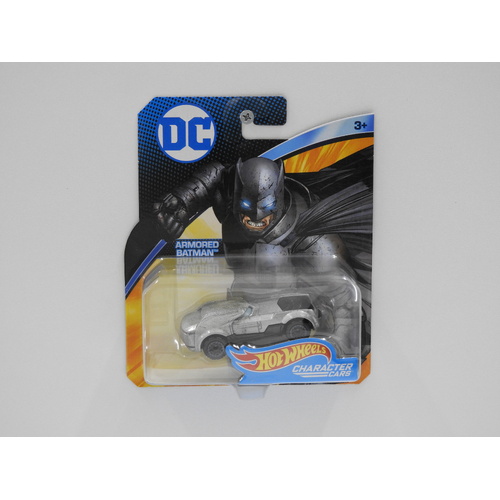 1:64 Hot Wheels Character Cars DC "Armored Batman"