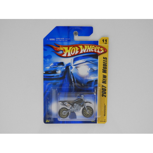 1:64 Wastelander - 2007 Hot Wheels Long Card