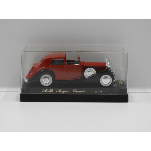 1:43 Rolls Royce Coupe (Red/Black)