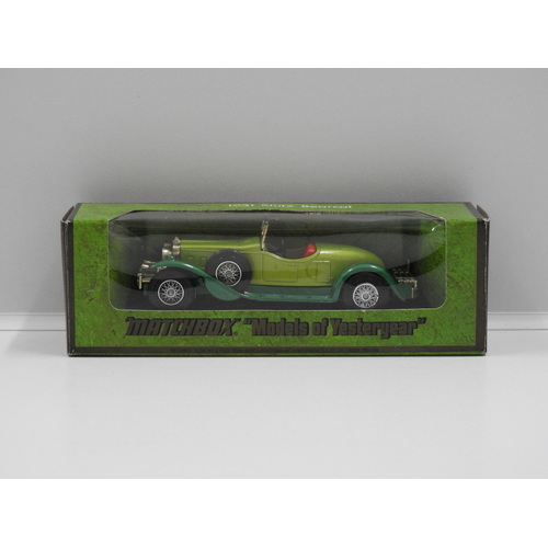 1:43 1931 Stutz Bearcat (Light Green/Dark Green)