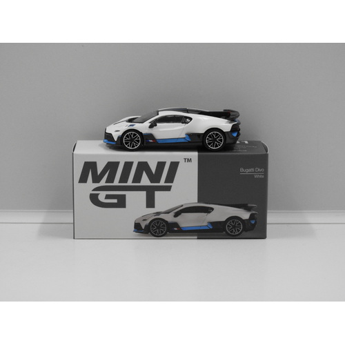 1:64 Bugatti Divo (White) (Opened, Unsealed)