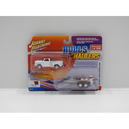 1:64 1965 Chevy Stepside with Boat & Trailer - Johnny Lightning "Hulls & Haulers"