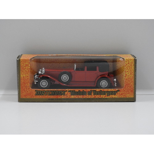 1:43 1930 Model 'J' Duesenberg (Red/Black Roof)