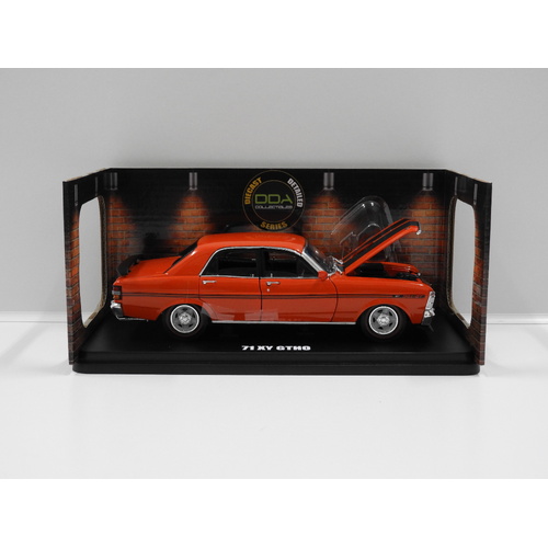 1:24 1971 Ford XY Falcon GTHO Phase 3 (Vermillion Fire)