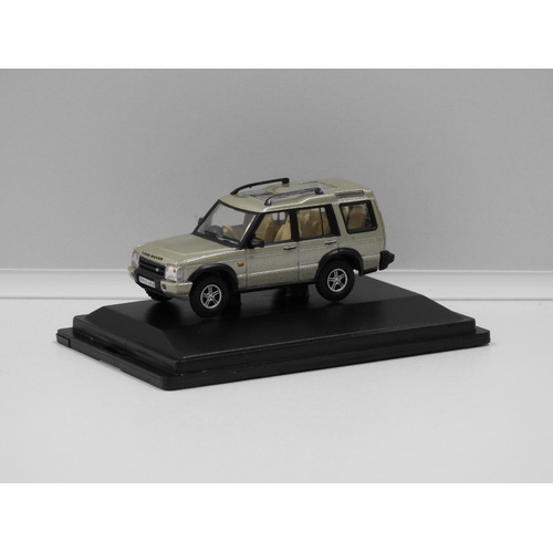 1:76 Land Rover Discovery 2 (White Gold)