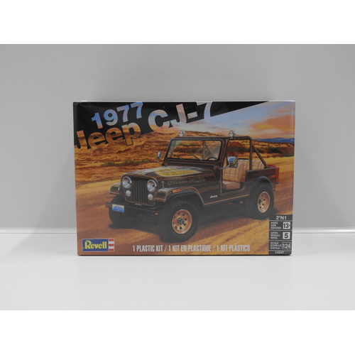 1:24 1977 Jeep CJ-7 2 in 1