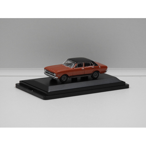 1:87 1967 Ford XR Falcon GT Special Build (Russet Bronze/Black)